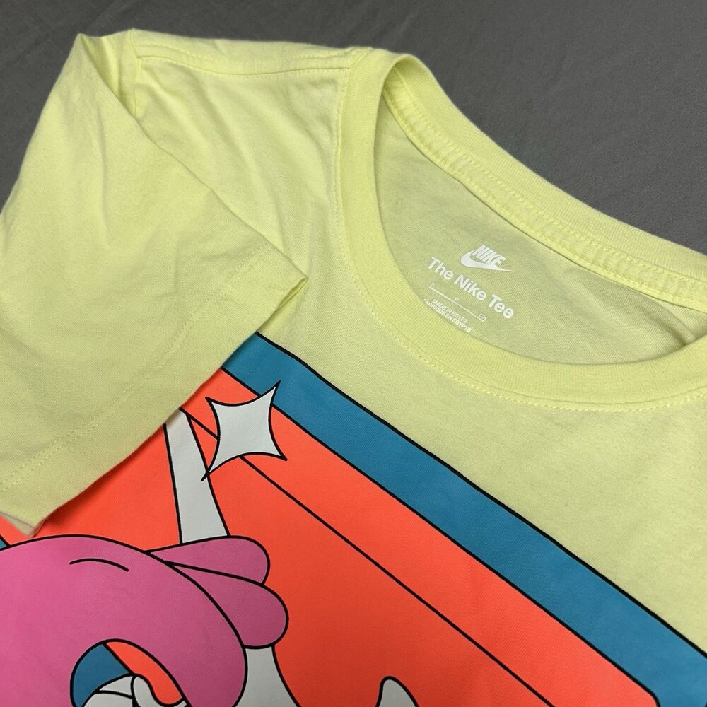 Nike Yellow Graphic Sneaker Head Crew Neck Short Sleeve T-Shirt Men’s S